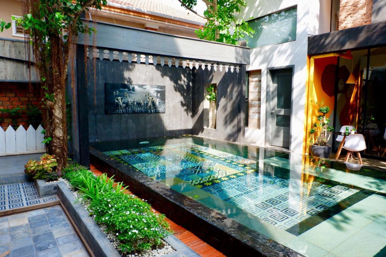 1004 Boutique Hotel เสียมราฐ ภายนอก รูปภาพ